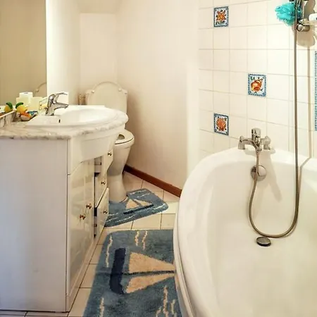 Maison Charmante Au Vaudreuil Avec Magnifique Jardin Clos *