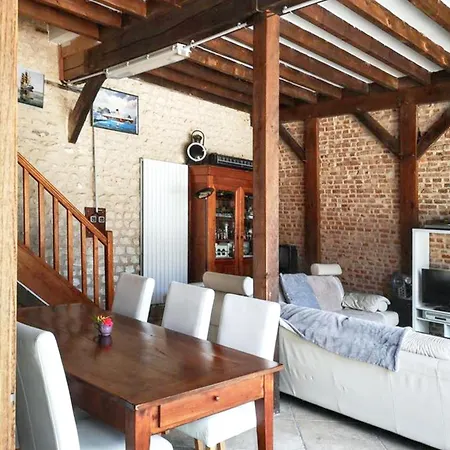 Maison Charmante Au Vaudreuil Avec Magnifique Jardin Clos